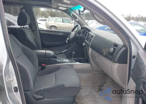 2004 Toyota 4Runner Sr5 Sport V8 z USA, uszkodzony, nr VIN JTEBT14R248011616